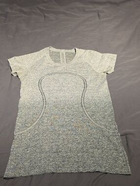 Lululemon Swiftly Tech In Heathered Light Gray